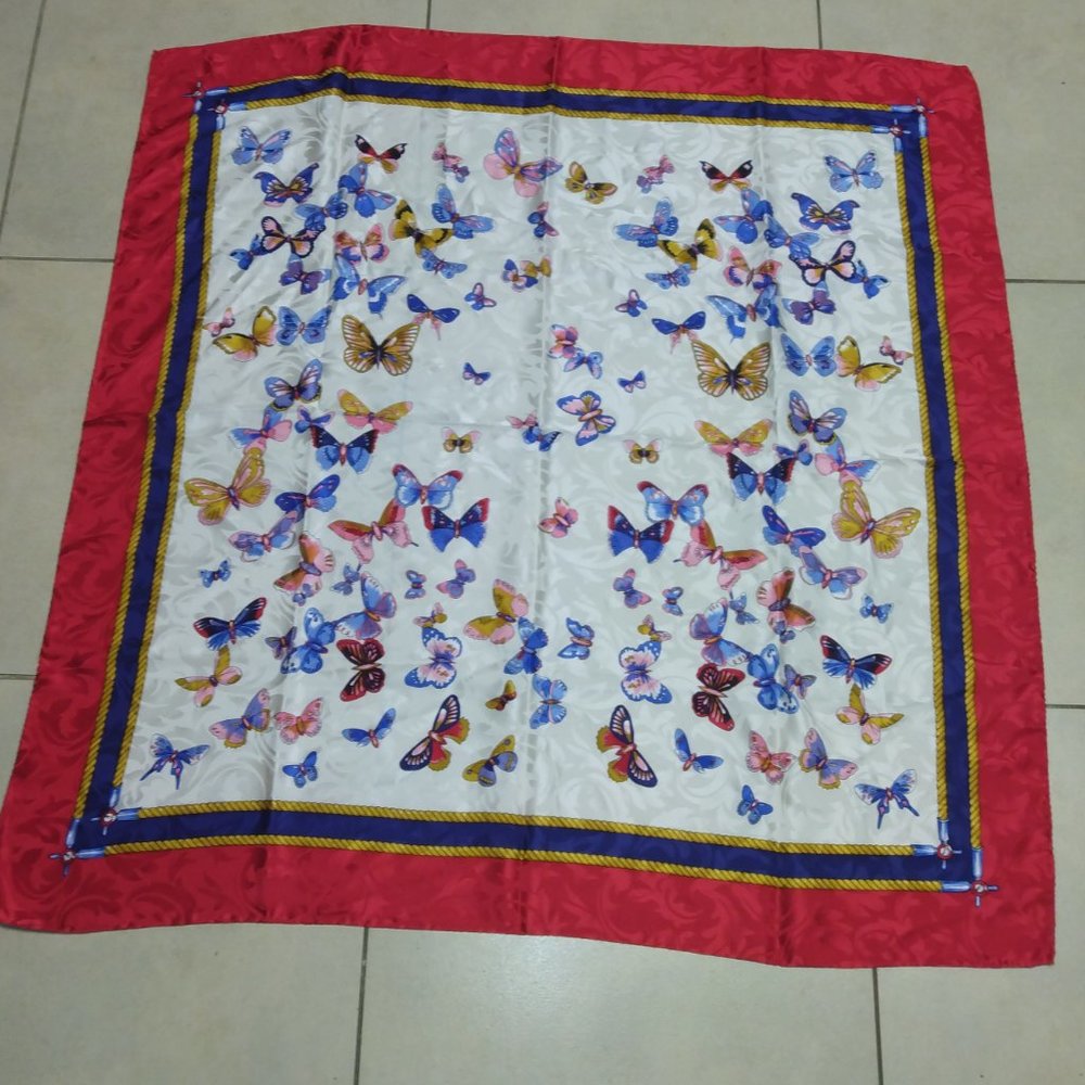 ❤️VINTAGE MARK CROSS Butterfly Theme Silk Pinao Shawl Scarf 34x34
